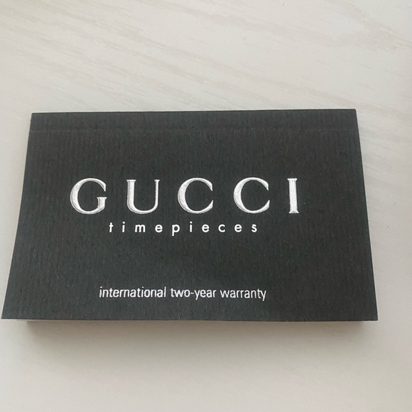 Gucci Watch with Box and authentication card stainless steel - Picture 4 of 5